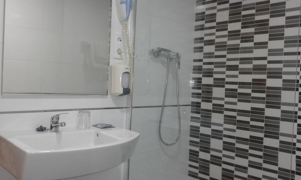 Hostal Juan De Austria II Aguadulce  Bagian luar foto