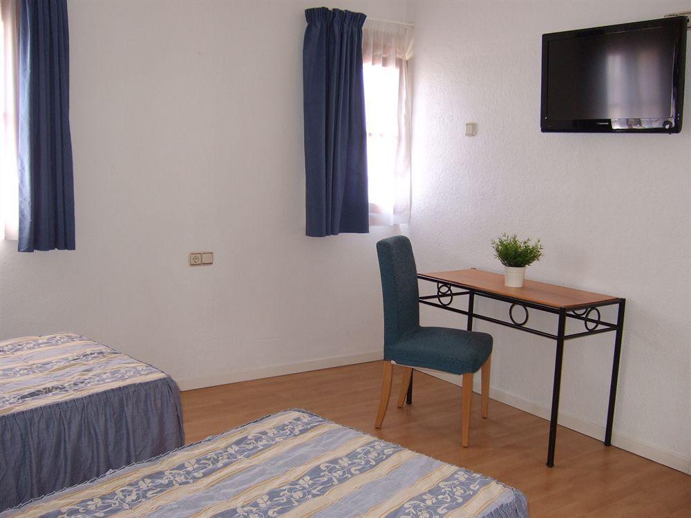 Hostal Juan De Austria II Aguadulce  Bagian luar foto